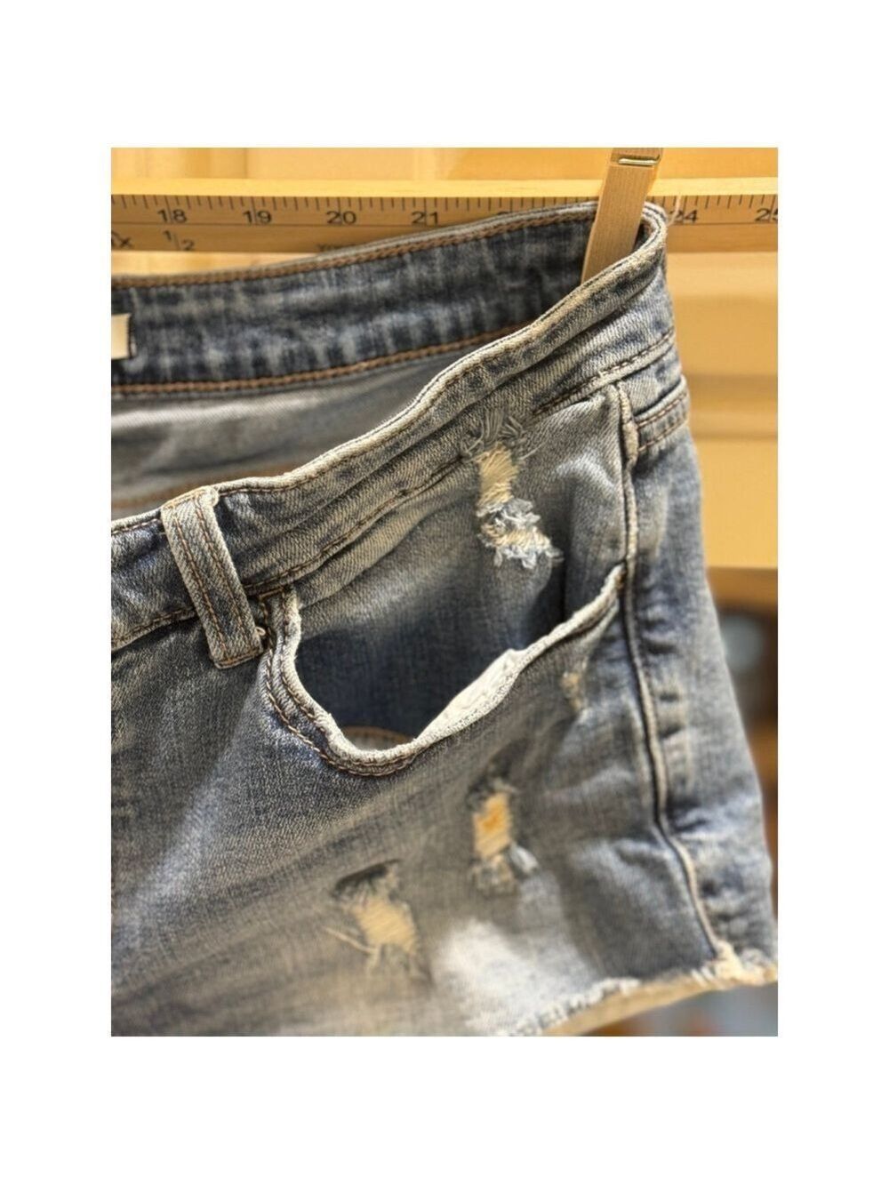 Willow Root Denim Distressed Shorts Size 30 - Picture 6 of 7